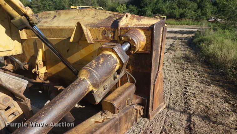 image for item DD6476 1969 Caterpillar D9G dozer