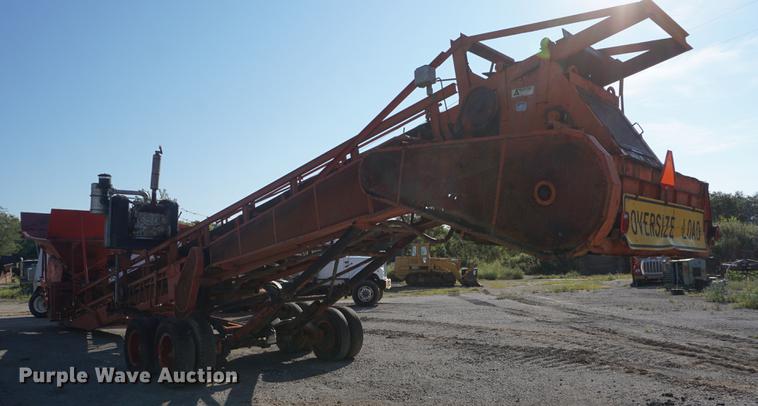 image for item DD6477 1979 Kolberg 1748-6 pug mill