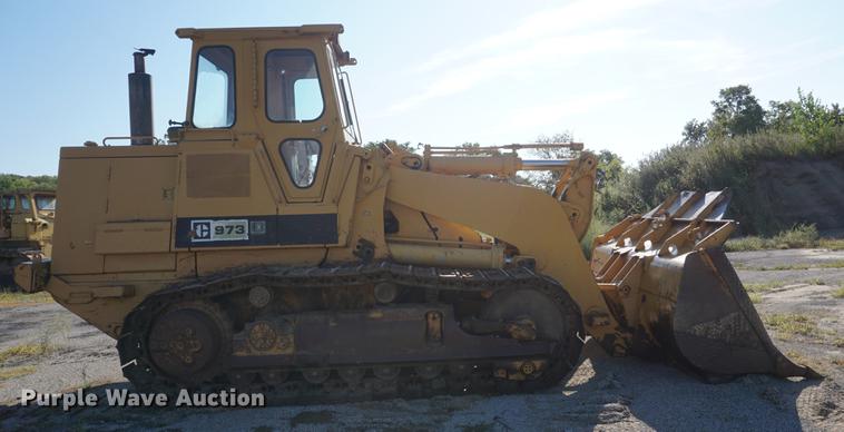 image for item DD6478 1983 Caterpillar 973 track loader