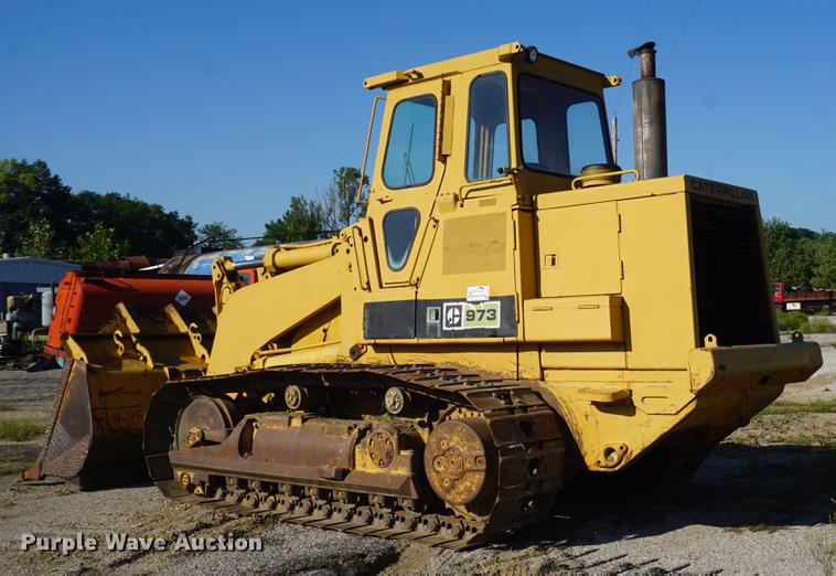 image for item DD6478 1983 Caterpillar 973 track loader