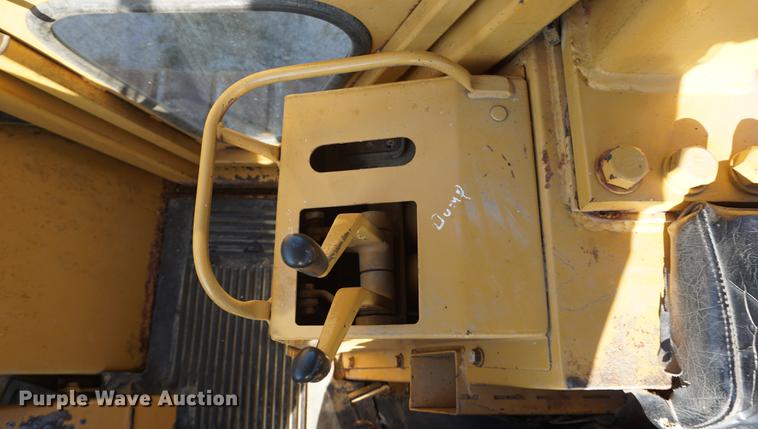 image for item DD6478 1983 Caterpillar 973 track loader