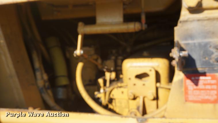 image for item DD6478 1983 Caterpillar 973 track loader