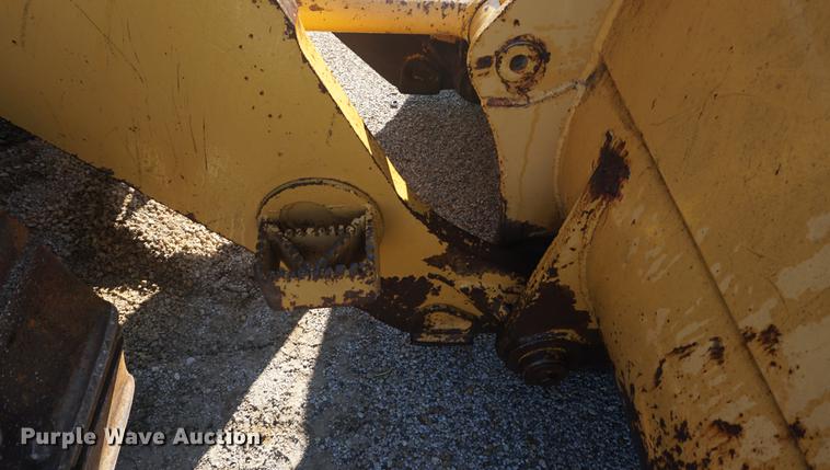 image for item DD6478 1983 Caterpillar 973 track loader