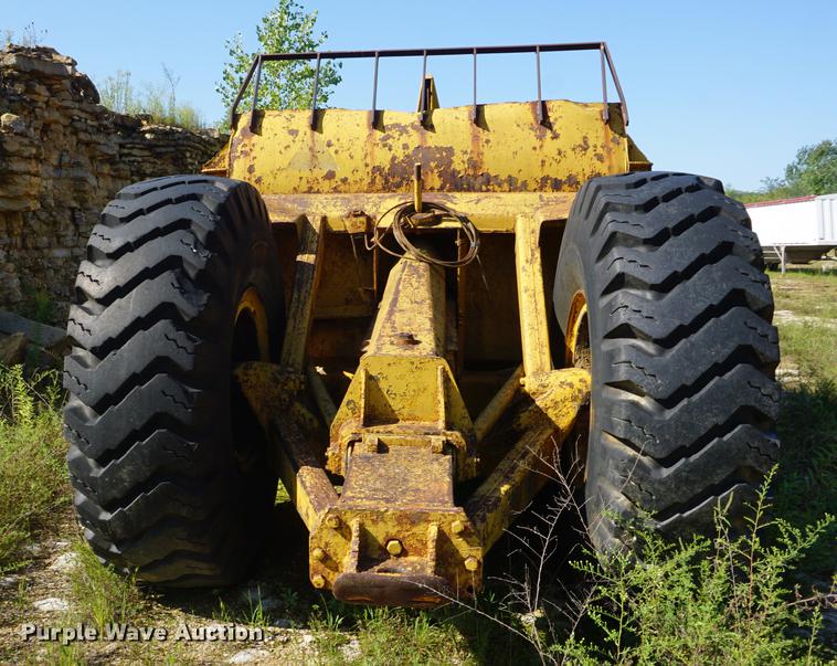 image for item DD6485 Caterpillar 80 scraper