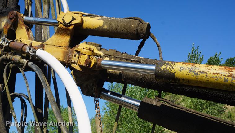 image for item DD6486 Joy rock drill