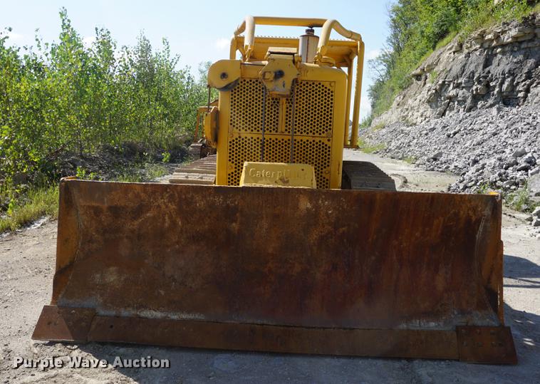 image for item DD6488 1953 Caterpillar D8 dozer