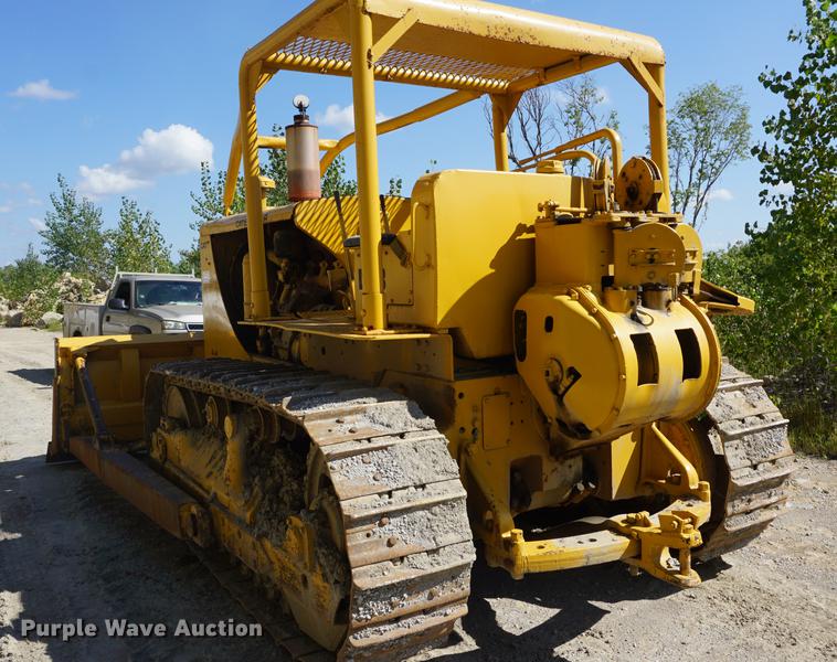 image for item DD6488 1953 Caterpillar D8 dozer