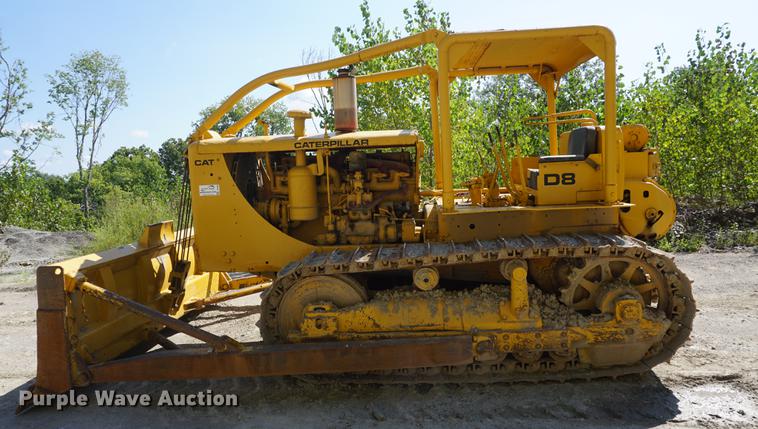 image for item DD6488 1953 Caterpillar D8 dozer