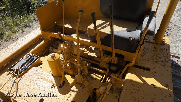 image for item DD6488 1953 Caterpillar D8 dozer