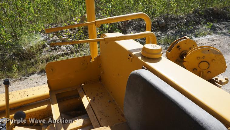 image for item DD6488 1953 Caterpillar D8 dozer