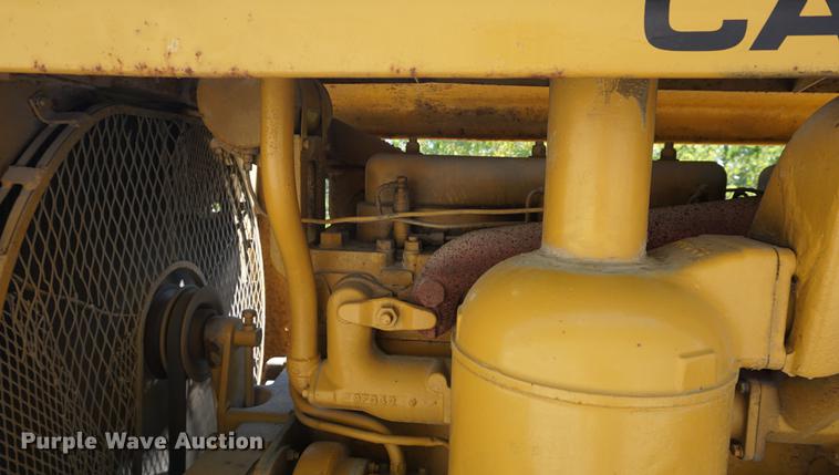 image for item DD6488 1953 Caterpillar D8 dozer