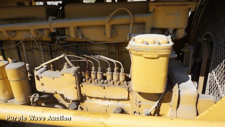 image for item DD6488 1953 Caterpillar D8 dozer