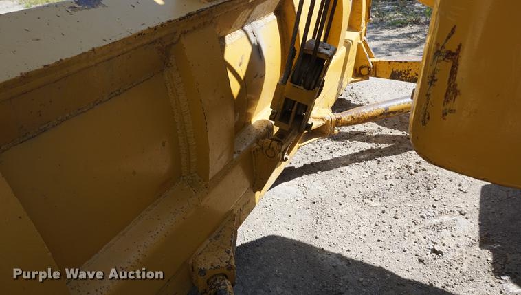 image for item DD6488 1953 Caterpillar D8 dozer