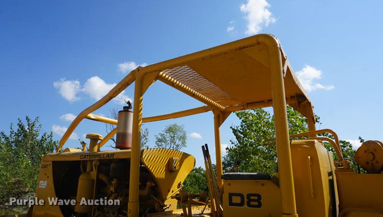 image for item DD6488 1953 Caterpillar D8 dozer