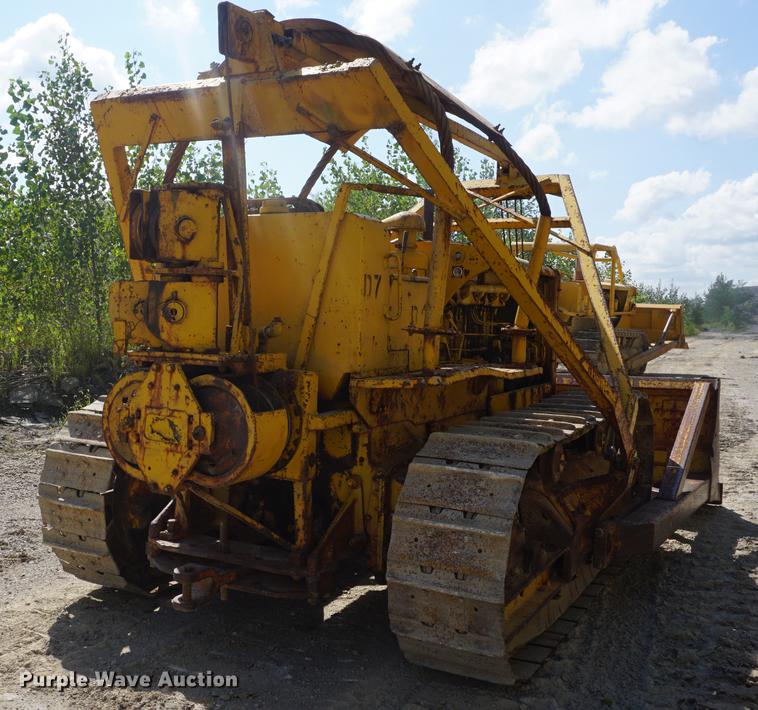 image for item DD6489 1937 Caterpillar RD7 dozer