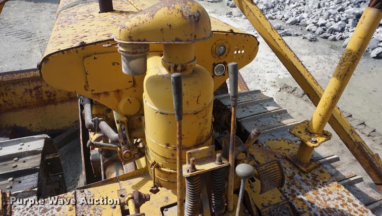 image for item DD6489 1937 Caterpillar RD7 dozer