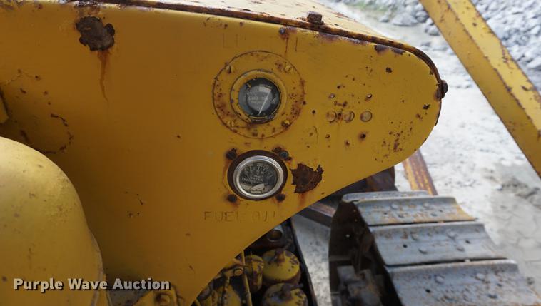image for item DD6489 1937 Caterpillar RD7 dozer