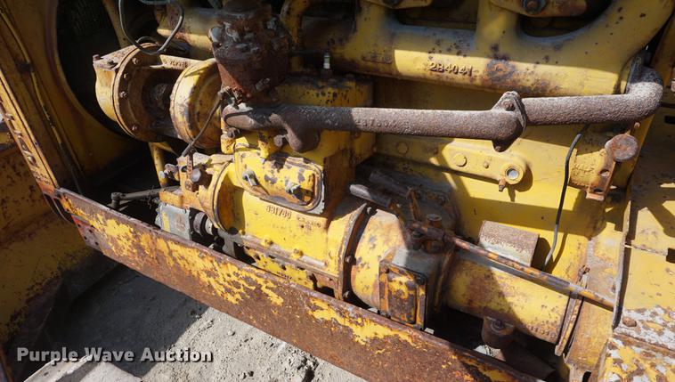 image for item DD6489 1937 Caterpillar RD7 dozer