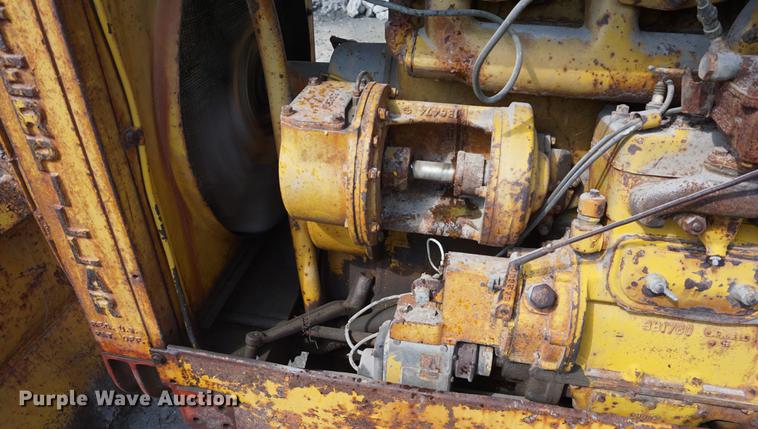 image for item DD6489 1937 Caterpillar RD7 dozer