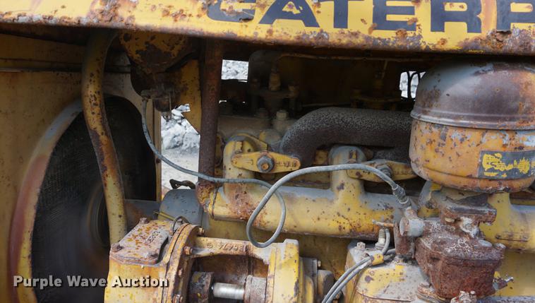 image for item DD6489 1937 Caterpillar RD7 dozer