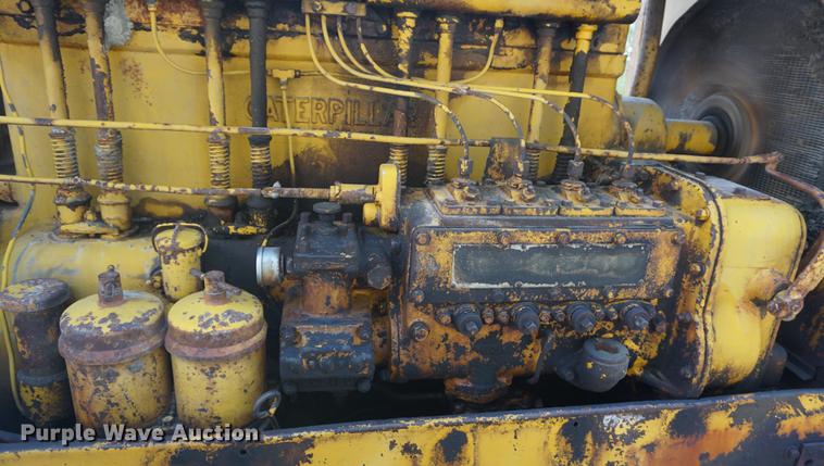 image for item DD6489 1937 Caterpillar RD7 dozer