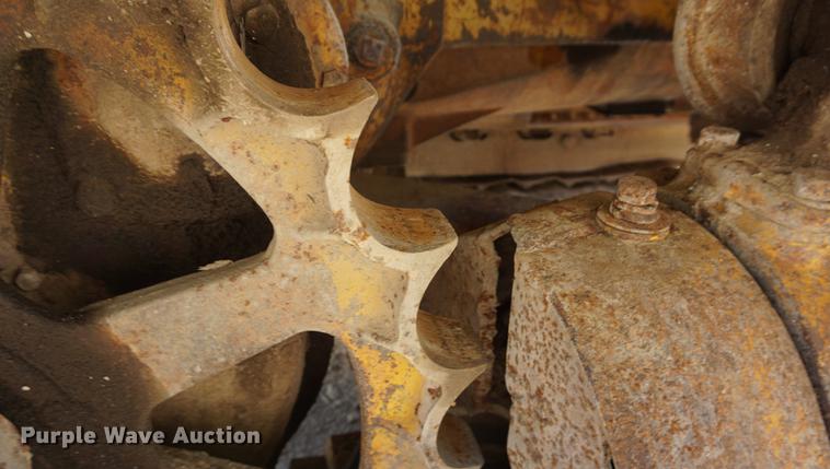 image for item DD6489 1937 Caterpillar RD7 dozer