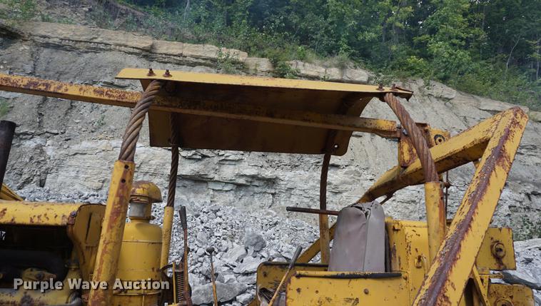 image for item DD6489 1937 Caterpillar RD7 dozer