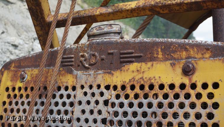 image for item DD6489 1937 Caterpillar RD7 dozer