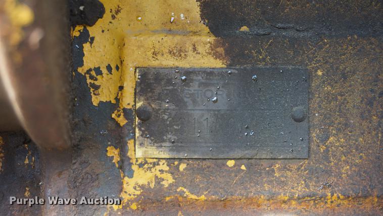 image for item DD6489 1937 Caterpillar RD7 dozer