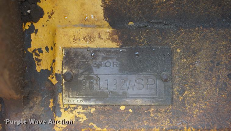 image for item DD6489 1937 Caterpillar RD7 dozer