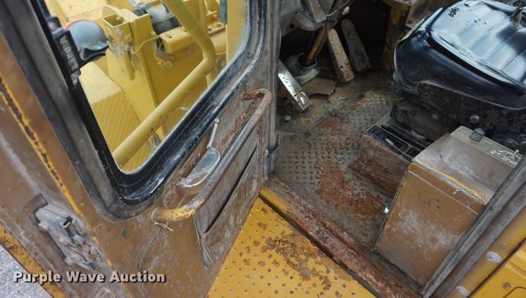 image for item DD6508 1986 Caterpillar 966D wheel loader