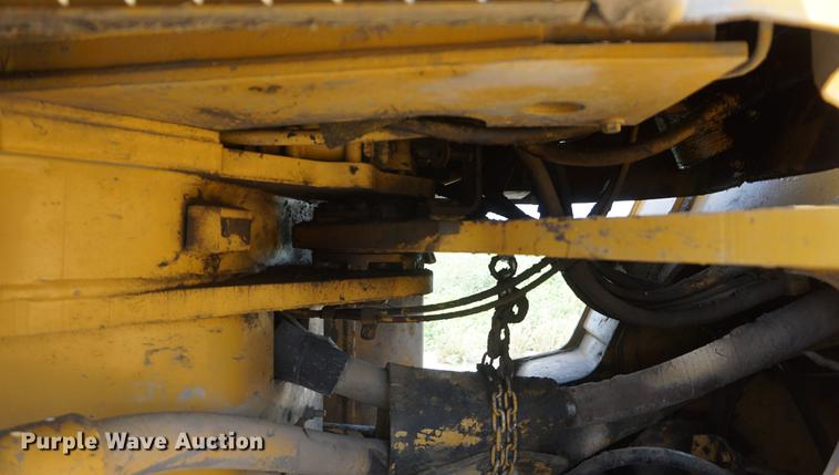 image for item DD6508 1986 Caterpillar 966D wheel loader