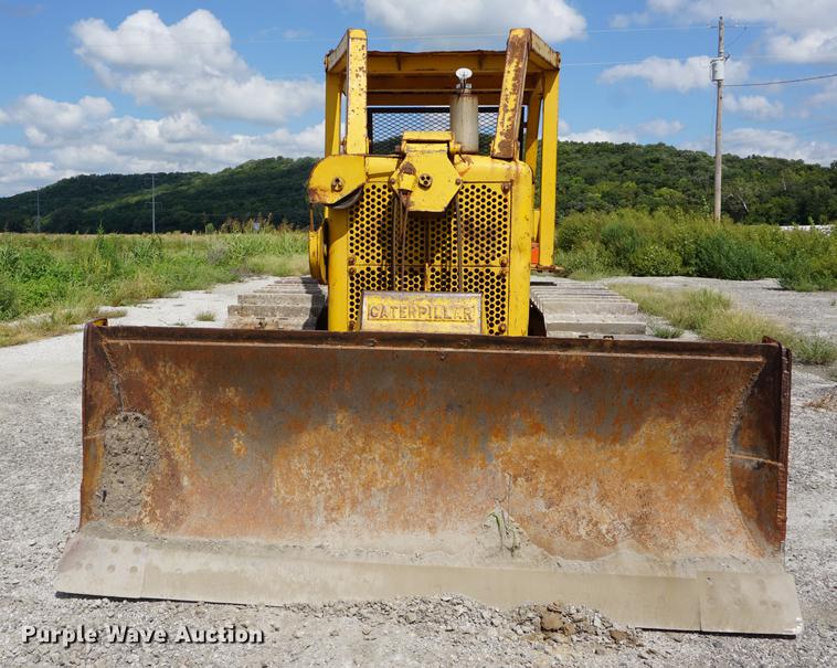 image for item DD6509 Caterpillar D7 dozer