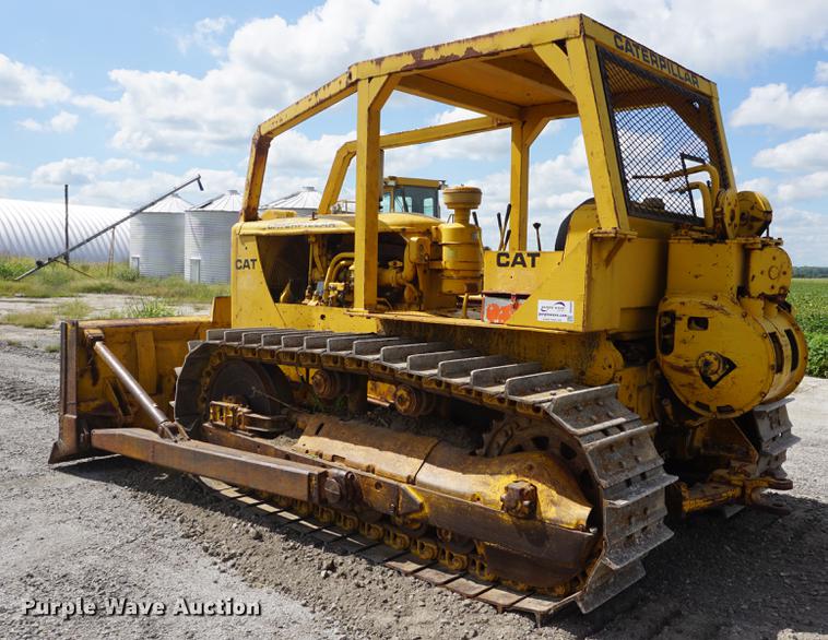 image for item DD6509 Caterpillar D7 dozer