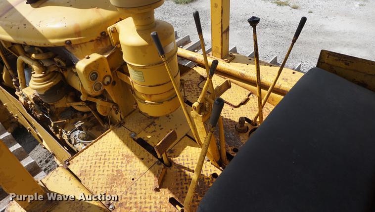 image for item DD6509 Caterpillar D7 dozer