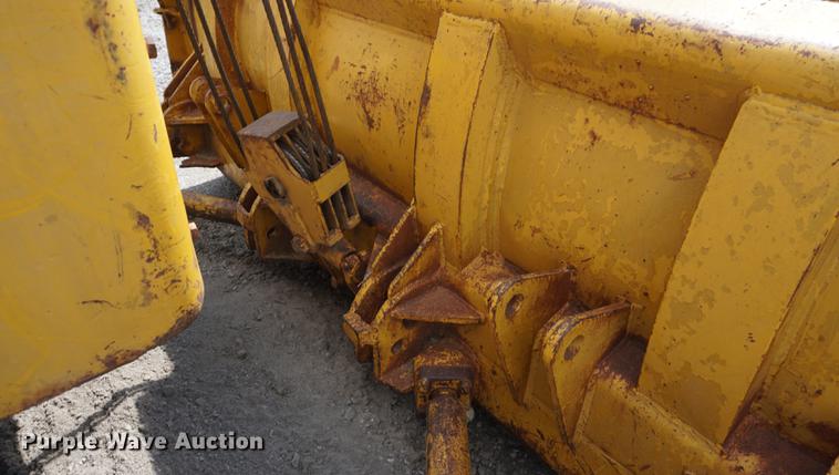 image for item DD6509 Caterpillar D7 dozer