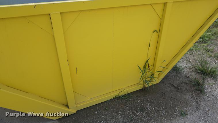 image for item DD6511 Gravel box