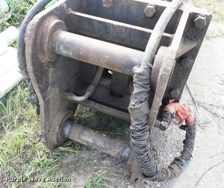 image for item DD6513 NPK 16X breaker