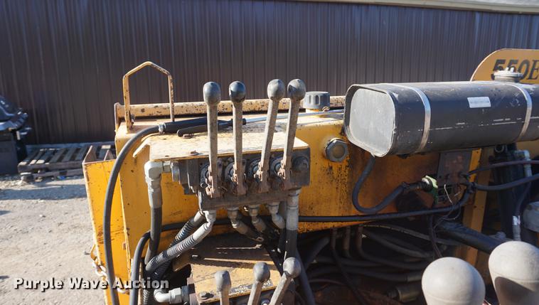 image for item DD6521 2006 Mauldin 550E paver