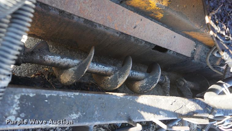 image for item DD6521 2006 Mauldin 550E paver