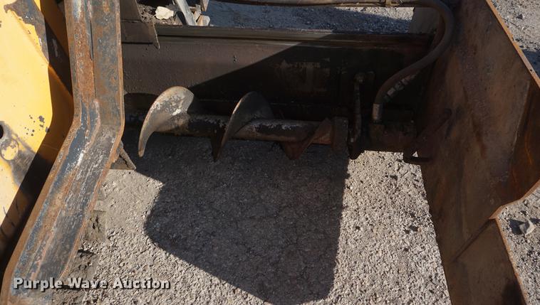 image for item DD6521 2006 Mauldin 550E paver