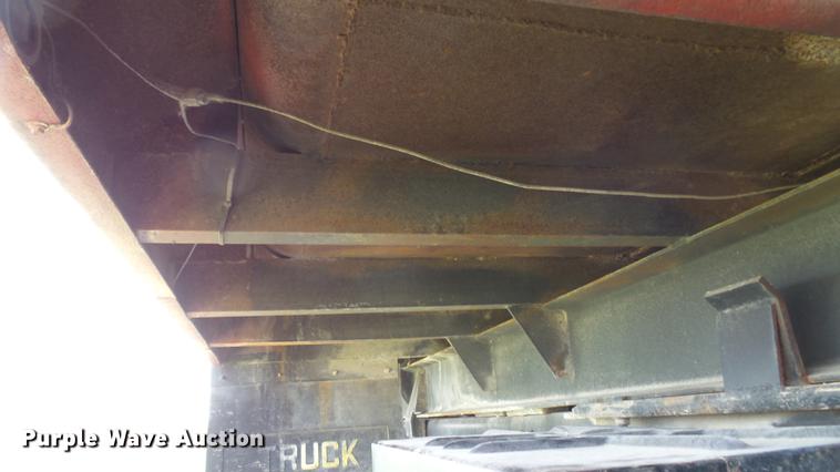 image for item DD7360 1987 Ford LNT8000 dump truck