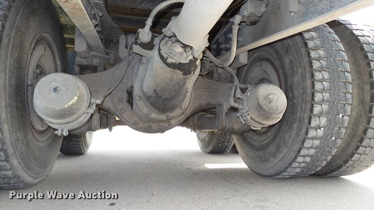 image for item DD7360 1987 Ford LNT8000 dump truck