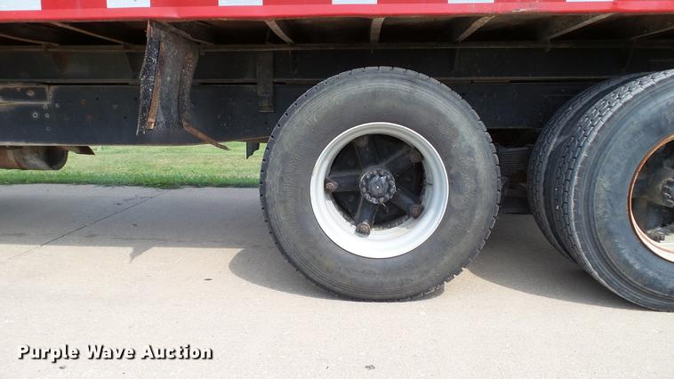 image for item DD7360 1987 Ford LNT8000 dump truck