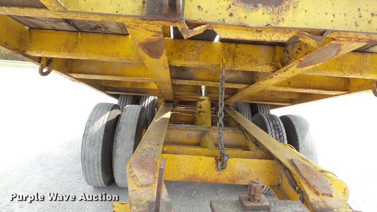 image for item DD7362 1967 Hyster HP15T tilt deck equipment trailer