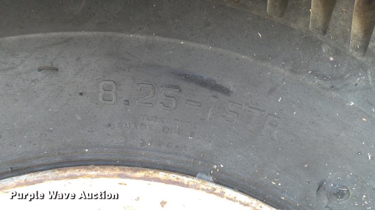 image for item DD7362 1967 Hyster HP15T tilt deck equipment trailer