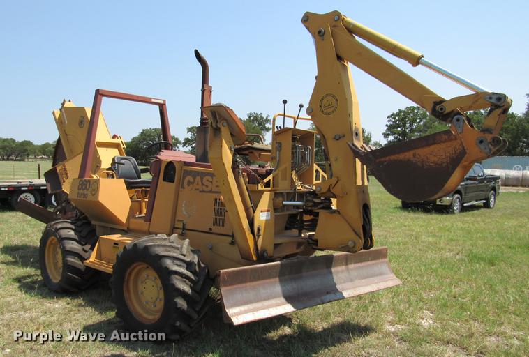 image for item DE0193 1992 Case 860 rock saw