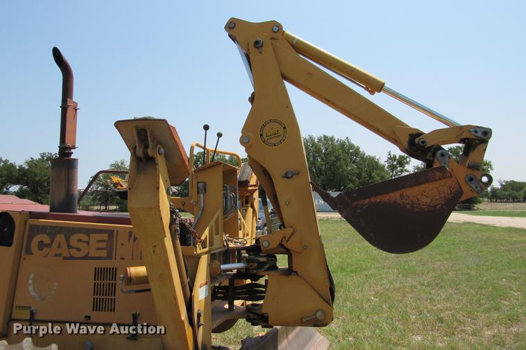 image for item DE0193 1992 Case 860 rock saw