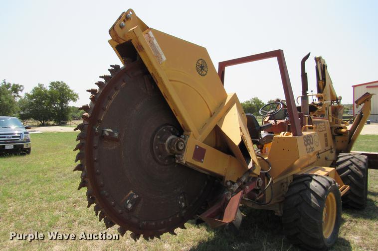 image for item DE0193 1992 Case 860 rock saw