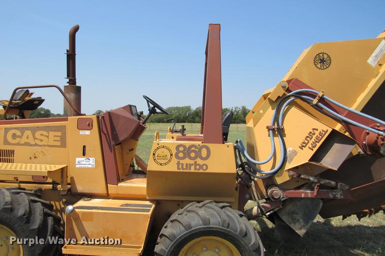 image for item DE0193 1992 Case 860 rock saw